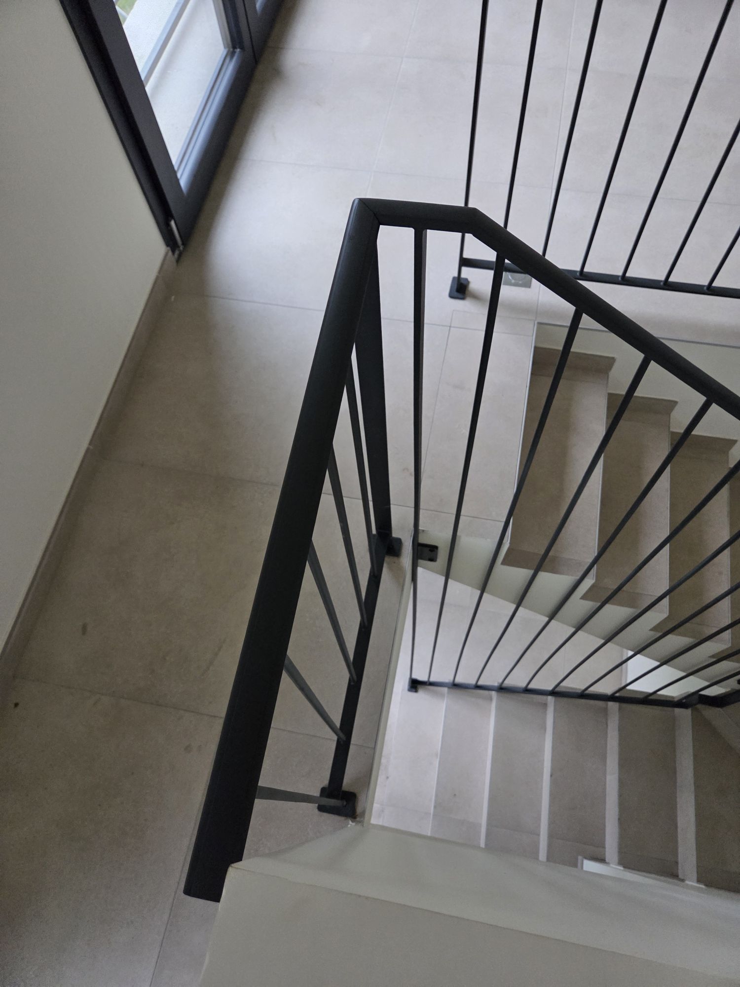 Fabrication de garde-corps sur mesure en métal aux monts d'or près de Lyon