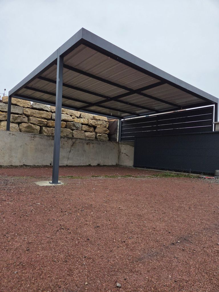 fabrication de carport sur mesure en métal a Craponne près de Lyon
