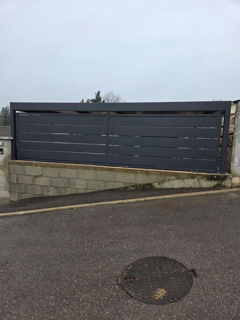fabrication de carport sur mesure en métal a Craponne près de Lyon