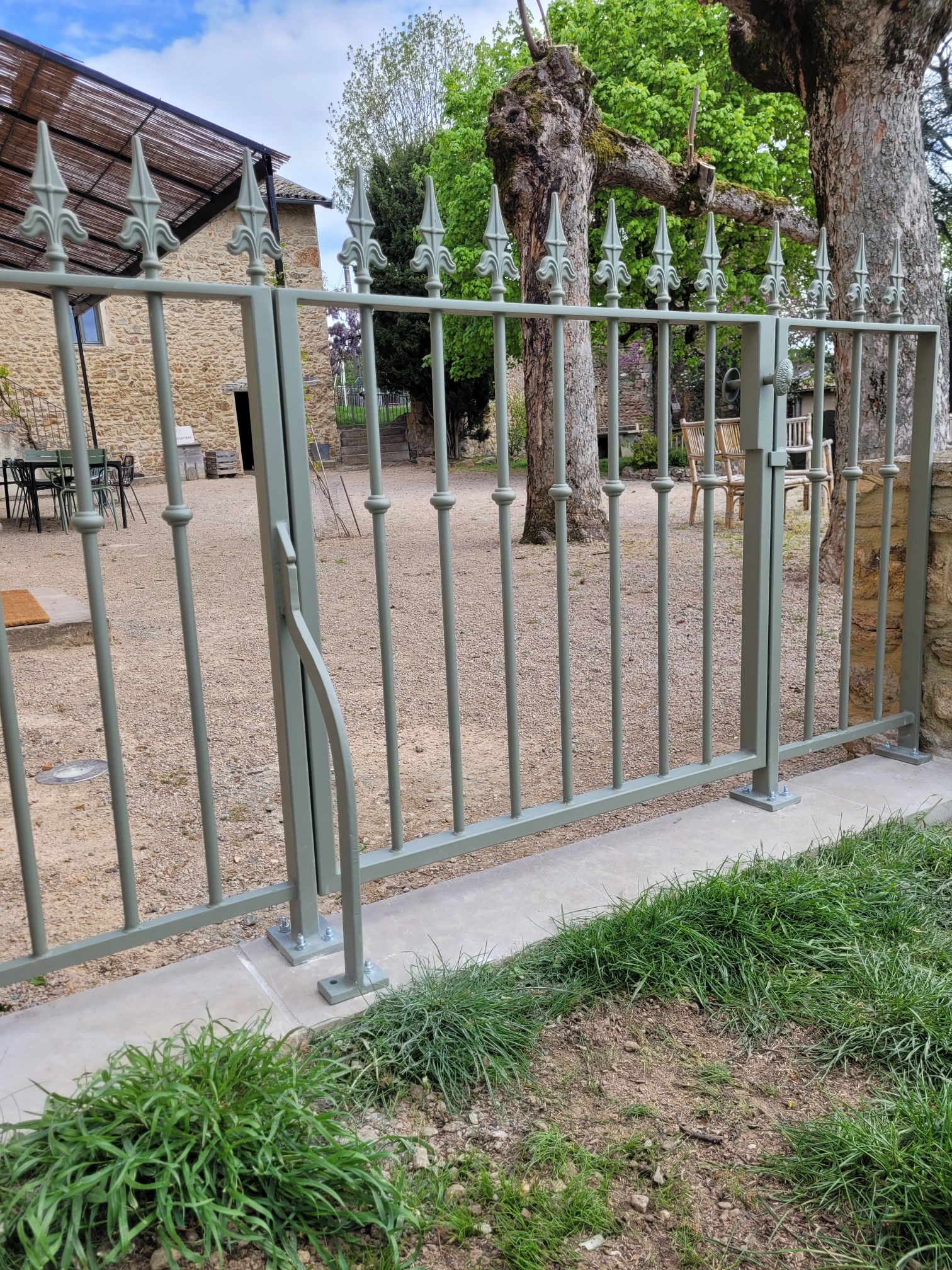 Prix pour la fabrication de garde-corps sur mesure à Lyon