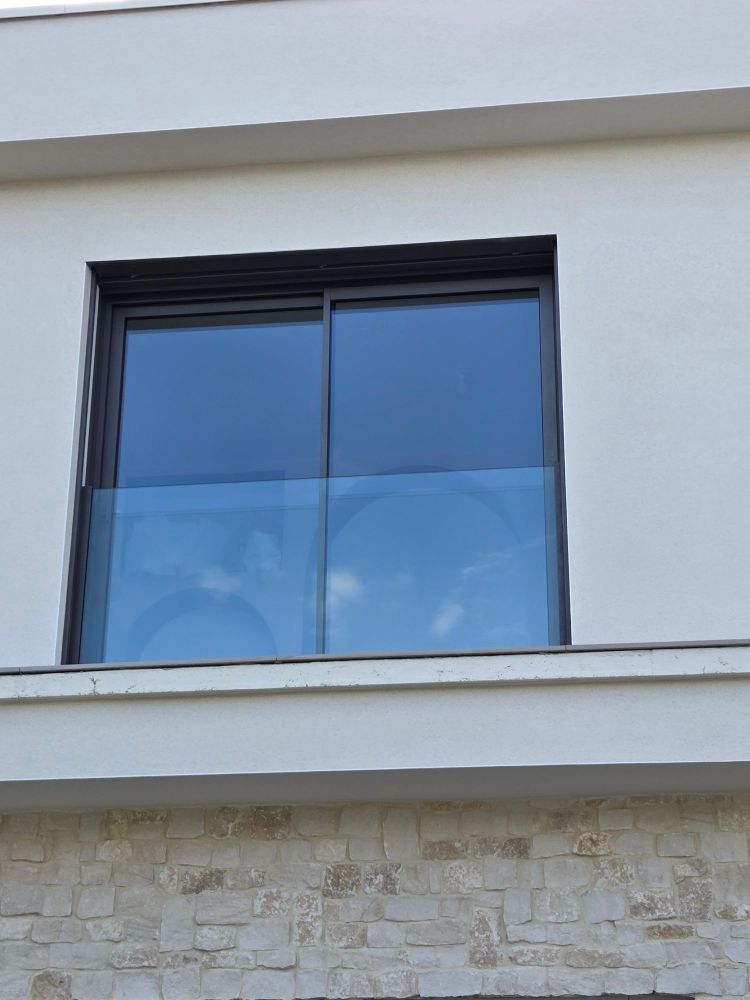  fabrication et pose de garde-corps en verre a Lyon