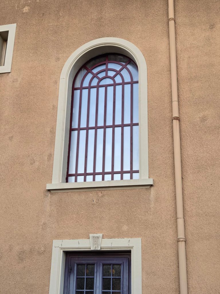 menuiserie métallique a rupture thermique style verrière à Lyon