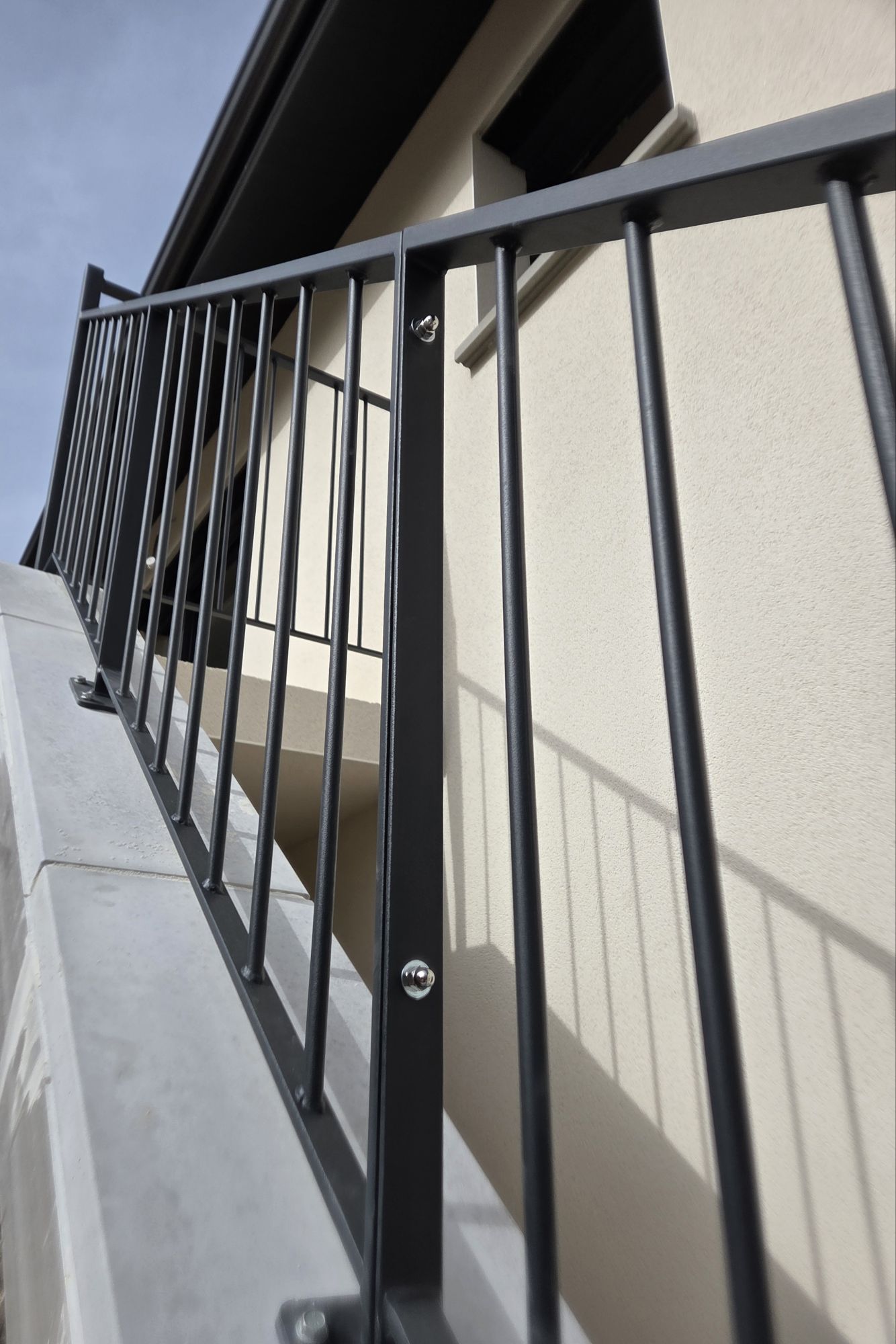 Garde-corps sur mesure contemporain a Tassin-la-Demi-Lune